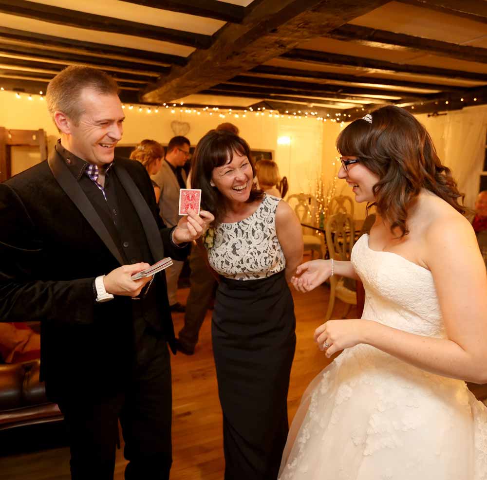 malcolm-the-magician-weddings-clebrations-in-west-sussex